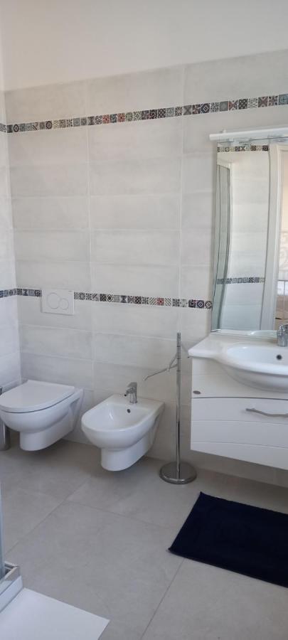 דירות מונופולי Casa Elisabetta מראה חיצוני תמונה